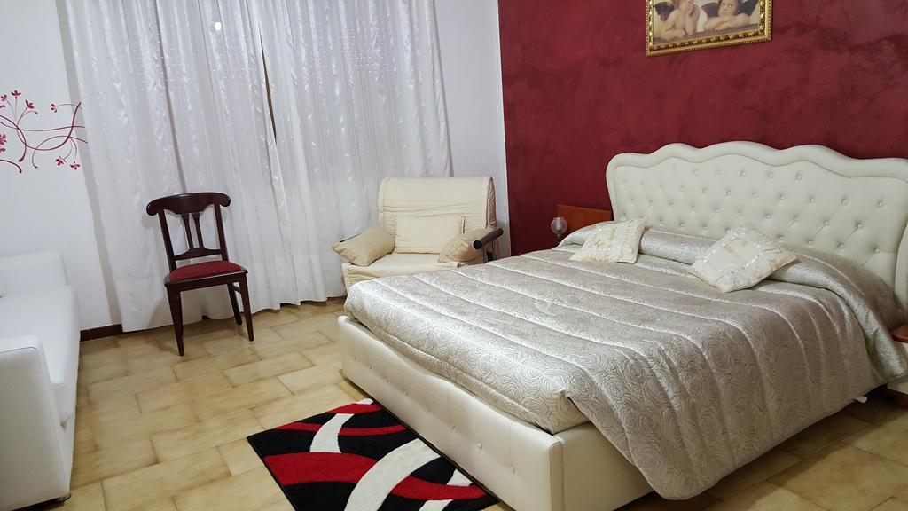 B&B - Affittacamere Da Pietro - Enna Habitación foto